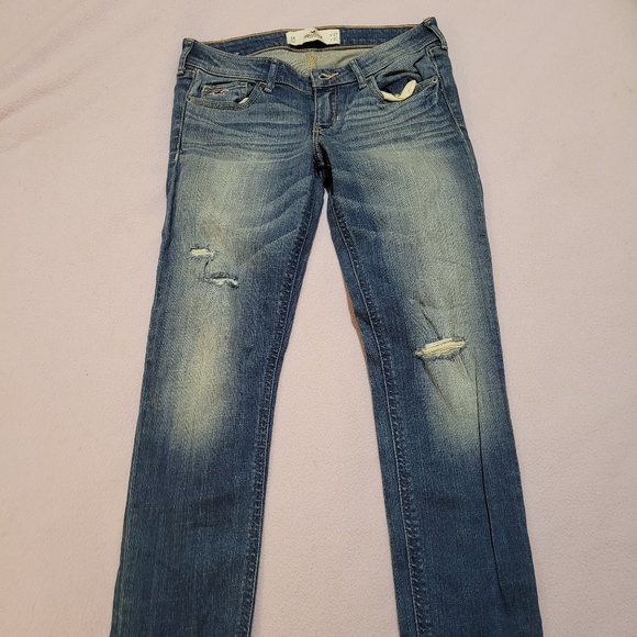 Distressed Jeans - Picture 1 of 1